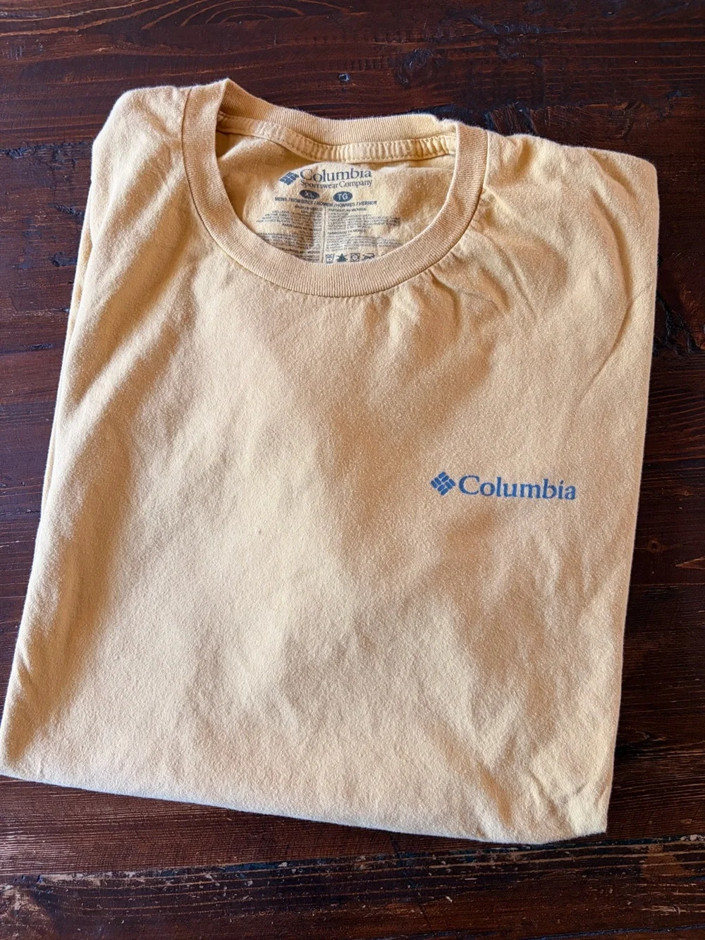 Lot of 4 J. Crew & Columbia Tees in Yellow, White, Charcoal, Pale Yellow